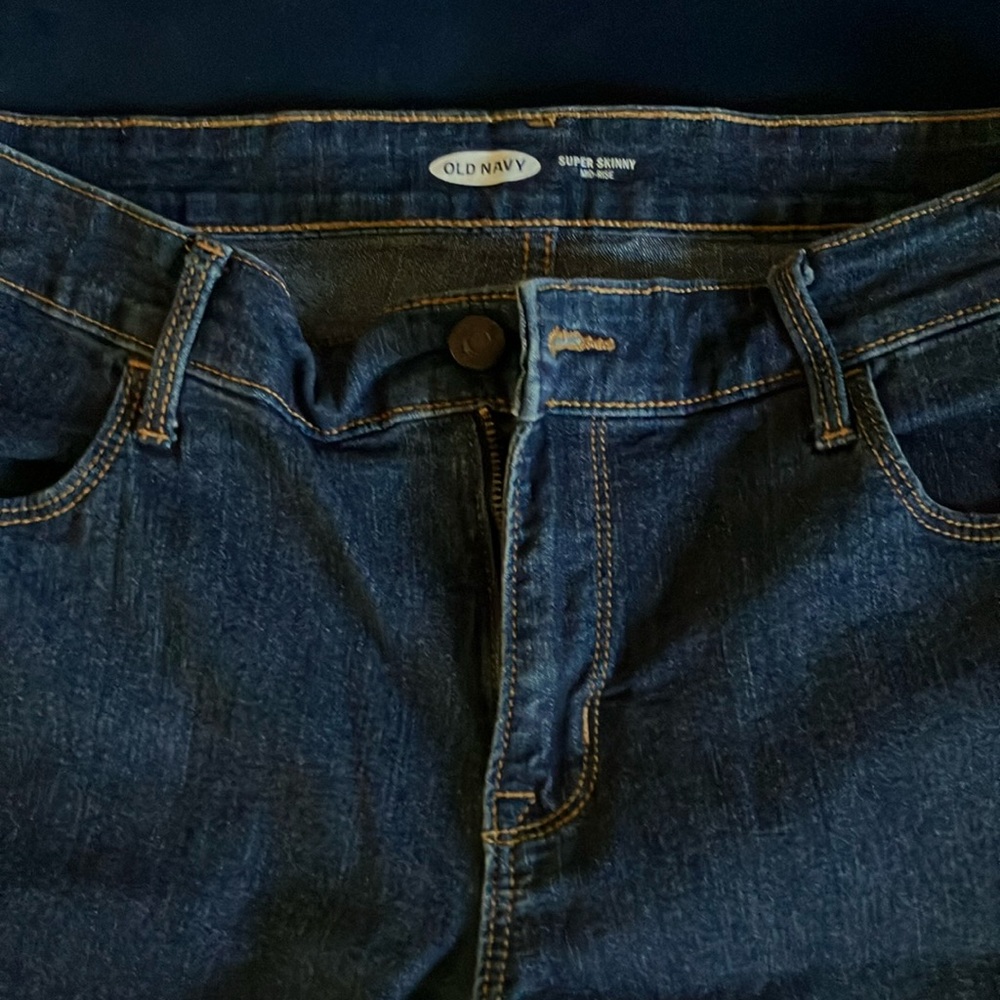Old Navy Super Skinny Blue Jeans (mid-rise)